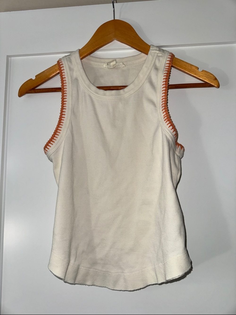 Cleo + Wolf Women’s Cream Tank Top with Orange Trim size Small